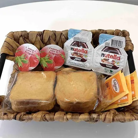 Casa Eden, Molinette Metro Turin