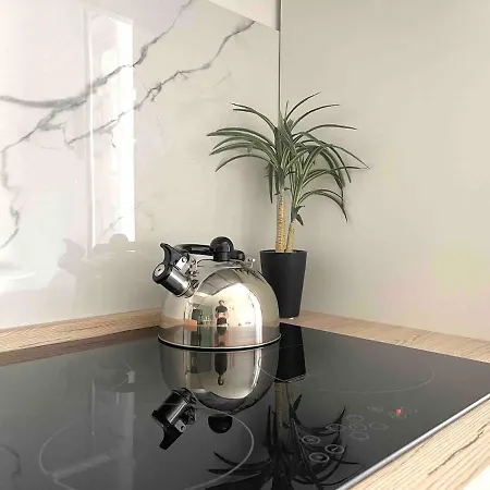 Casa Eden, Molinette Metro Turin