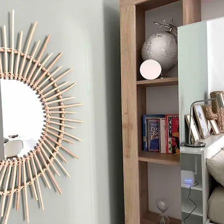 Casa Eden, Molinette Metro Torino