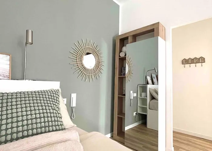 Casa Eden, Molinette Metro Appartement *